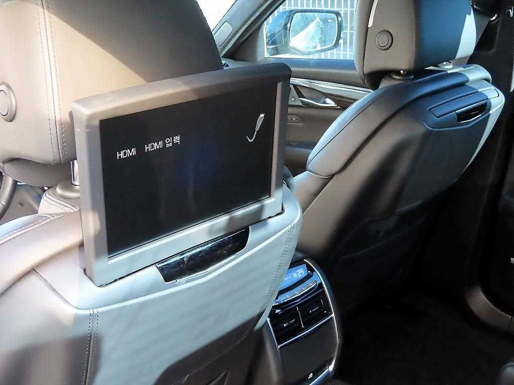 캐딜락 CT6 3.6 플래티넘 AWD 이미지 15