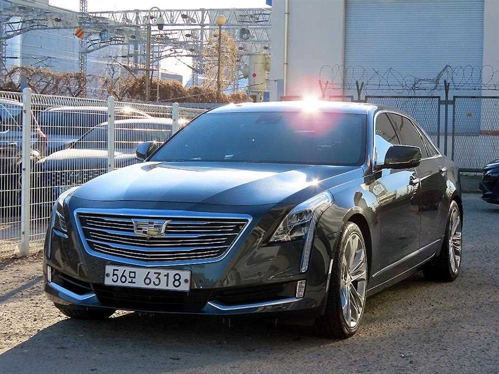 캐딜락 CT6 3.6 플래티넘 AWD 이미지 2
