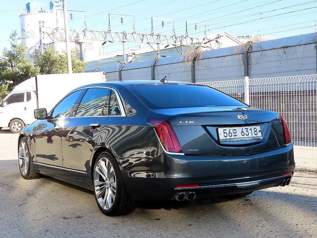 캐딜락 CT6 3.6 플래티넘 AWD 이미지 3