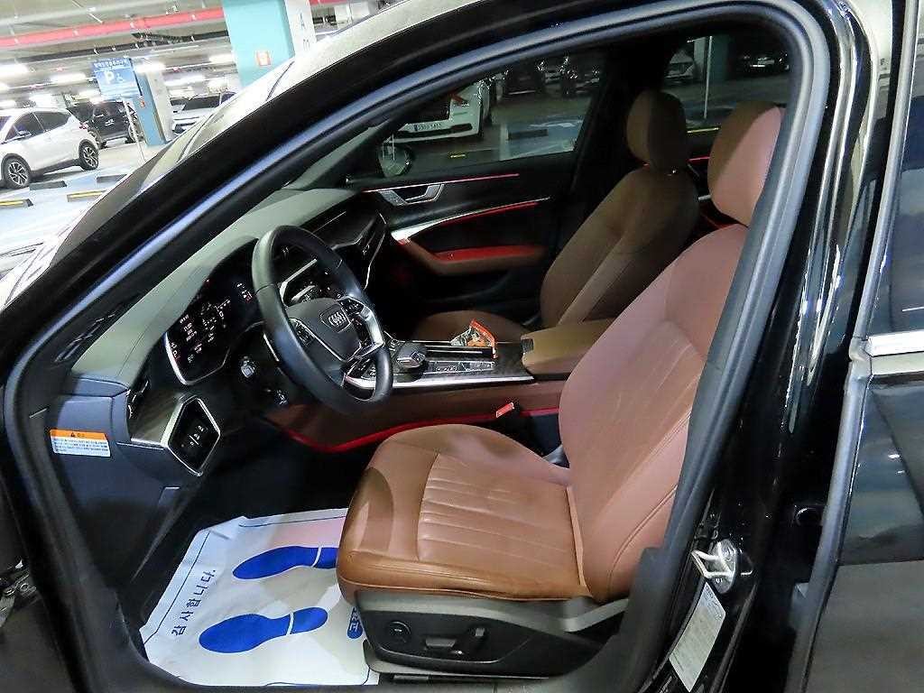 아우디 A6 A6 (C8) 45 TFSI 프리미엄 이미지 6