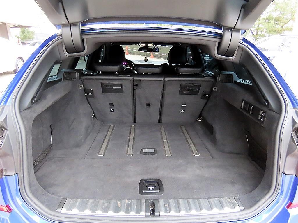 BMW 3시리즈 3시리즈 (G20) 320d 투어링 M 스포츠 이미지 17