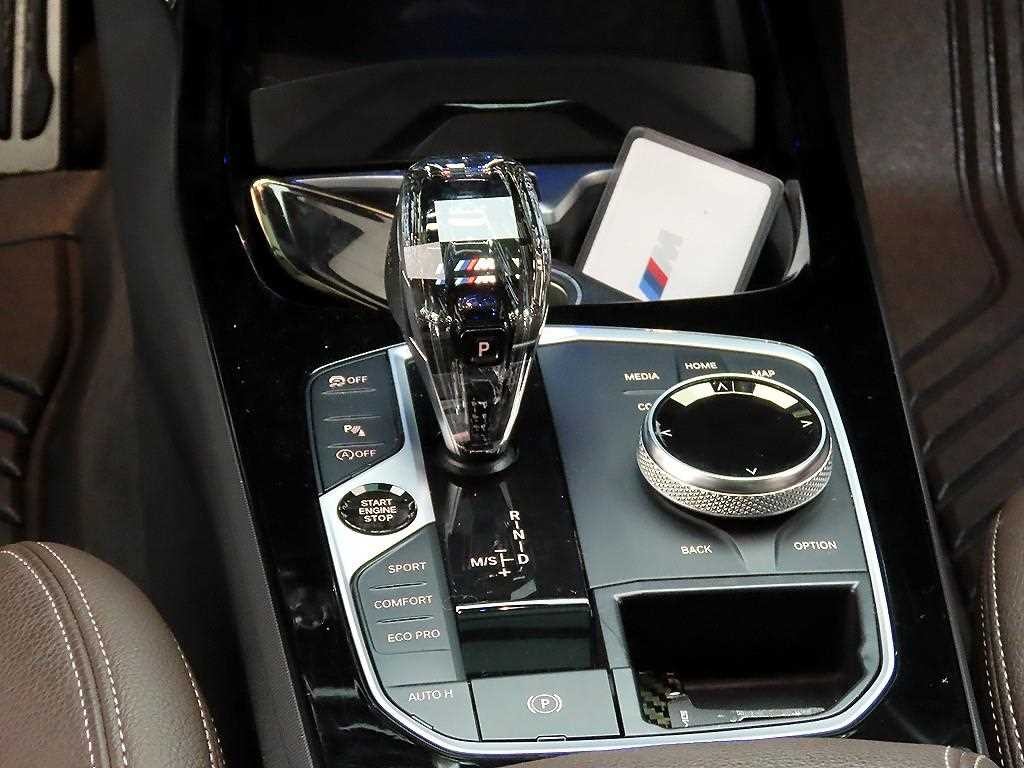 BMW 1시리즈 1시리즈 (F40) 120i M 스포츠 이미지 12