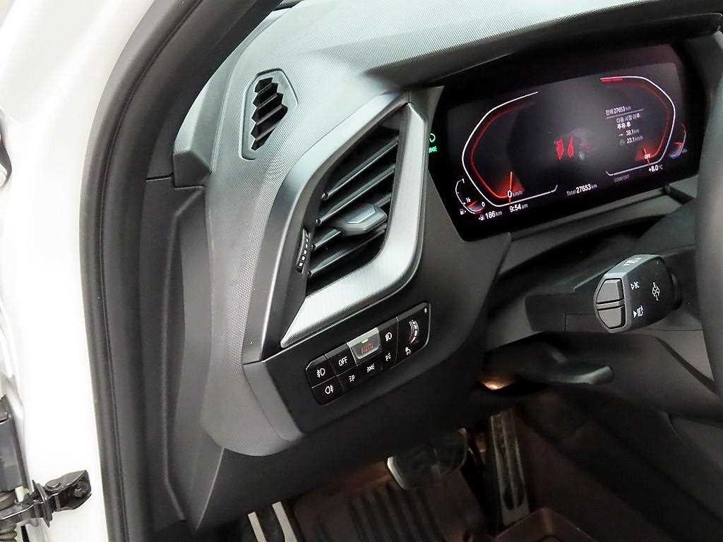 BMW 1시리즈 1시리즈 (F40) 120i M 스포츠 이미지 14