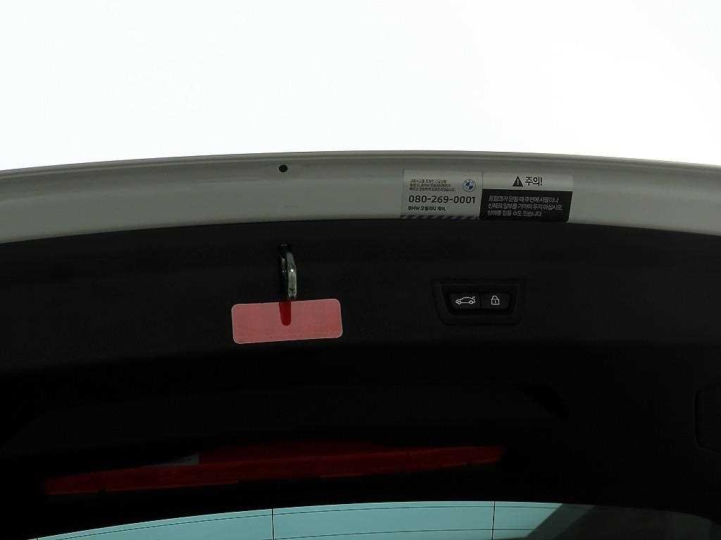 BMW 1시리즈 1시리즈 (F40) 120i M 스포츠 이미지 6