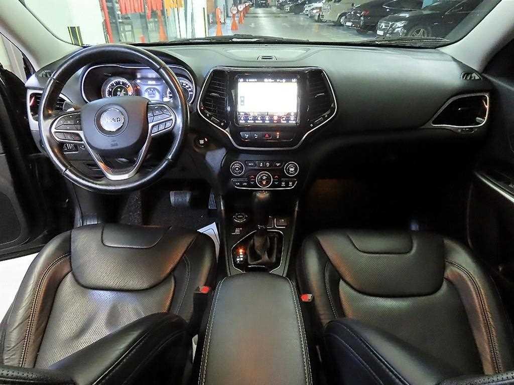 지프 체로키 체로키(KL) 2.4 리미티드 AWD 이미지 10