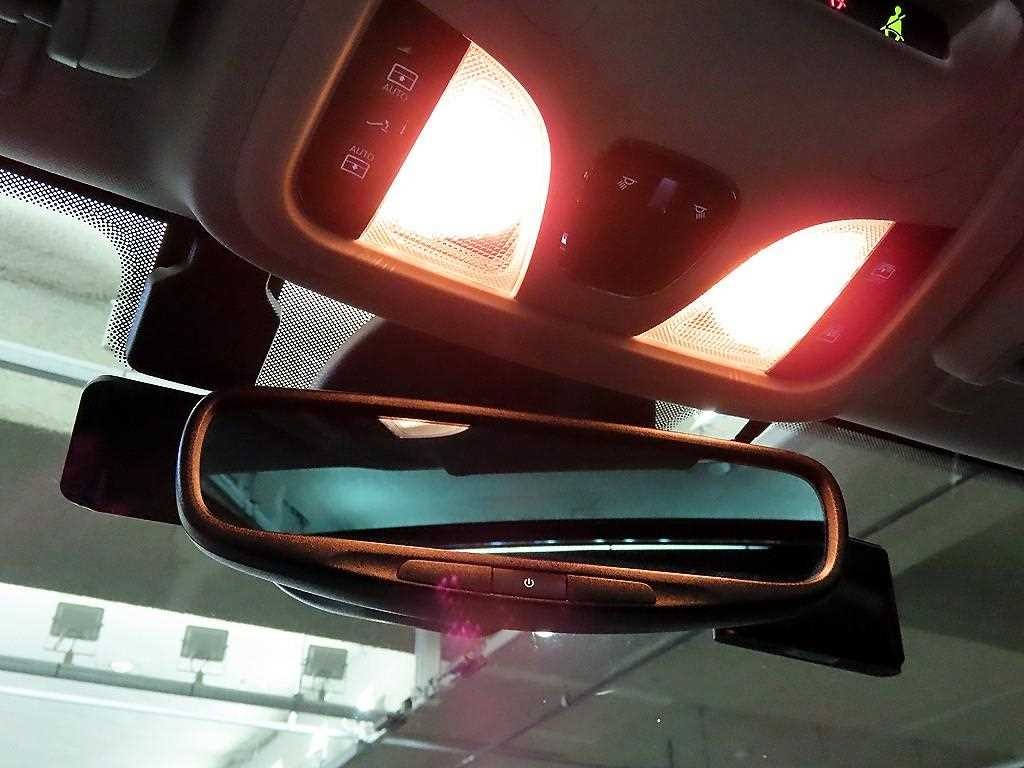 지프 체로키 체로키(KL) 2.4 리미티드 AWD 이미지 16