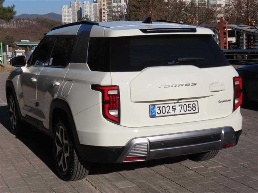 KG모빌리티(쌍용) 토레스 1.5 GDI-T 2WD T7 이미지 4