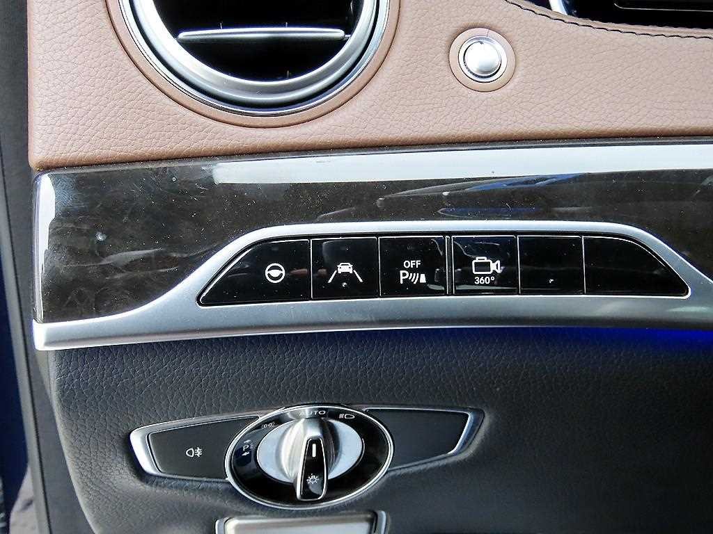 벤츠 S 클래스 S클래스-W222 S 63 AMG 4MATIC 이미지 12