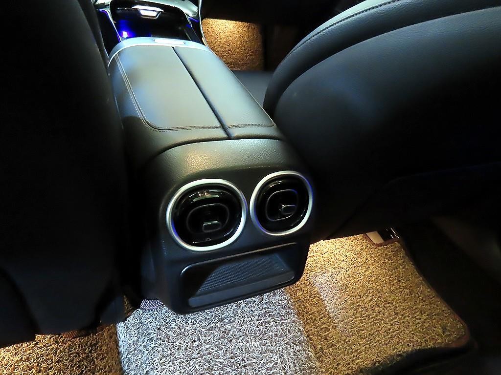 벤츠 C 클래스 C클래스 W206 C200 4MATIC 아방가르드 이미지 16