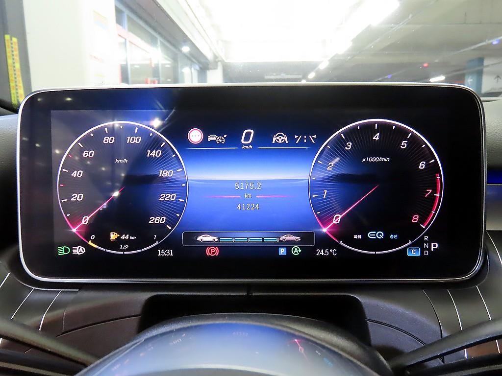 벤츠 C 클래스 C클래스 W206 C200 4MATIC 아방가르드 이미지 9