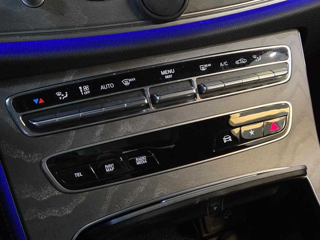 벤츠 E 클래스 E-클래스 W213 E350 4MATIC 아방가르드 이미지 15