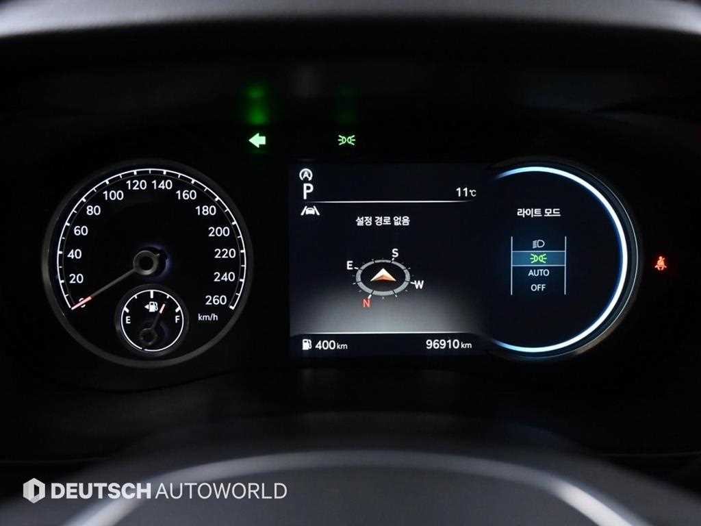 제네시스 G70 더 뉴 G70 가솔린 2.0T 4WD 이미지 8