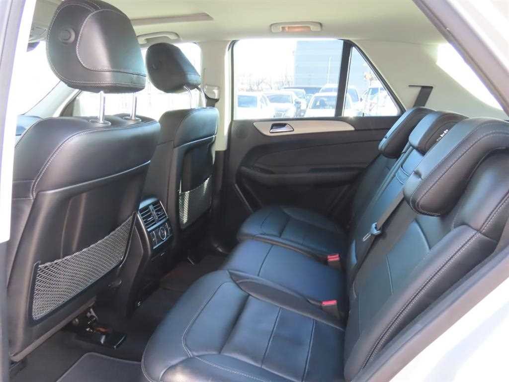 벤츠 GLE 클래스 GLE 클래스 W166 GLE 350 d 4MATIC 이미지 6