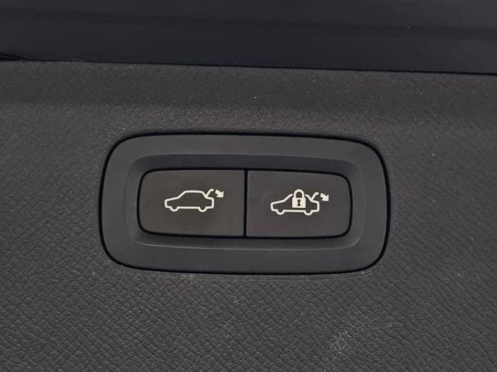 볼보 XC90 XC90 2세대 2.0 T6 AWD 인스크립션 이미지 20