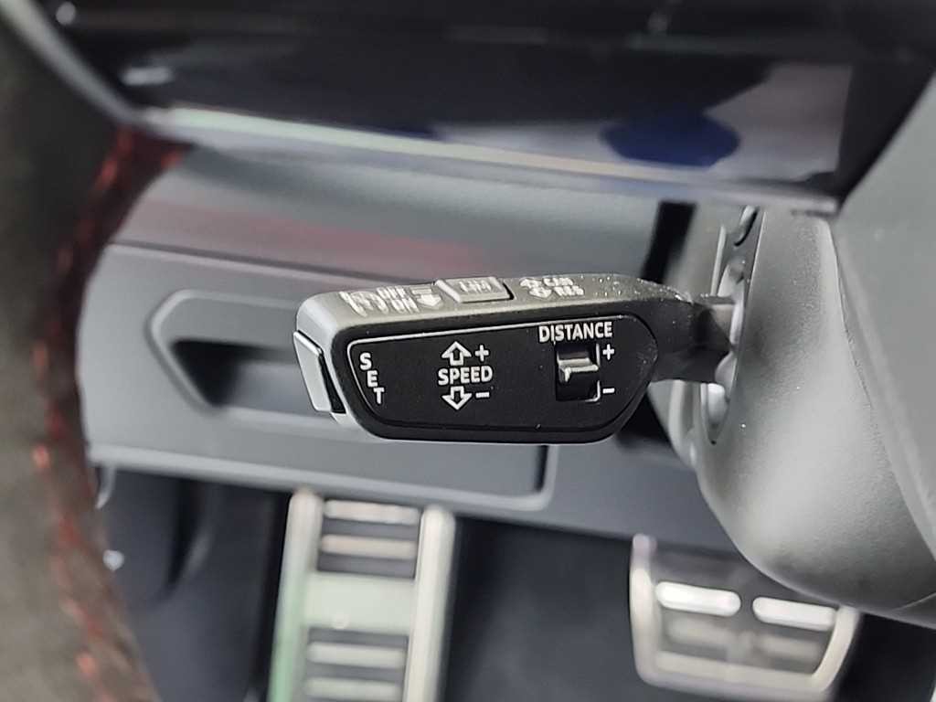 아우디 RS7 RS7 (4K) 4.0 TFSI  콰트로 퍼포먼스 이미지 18
