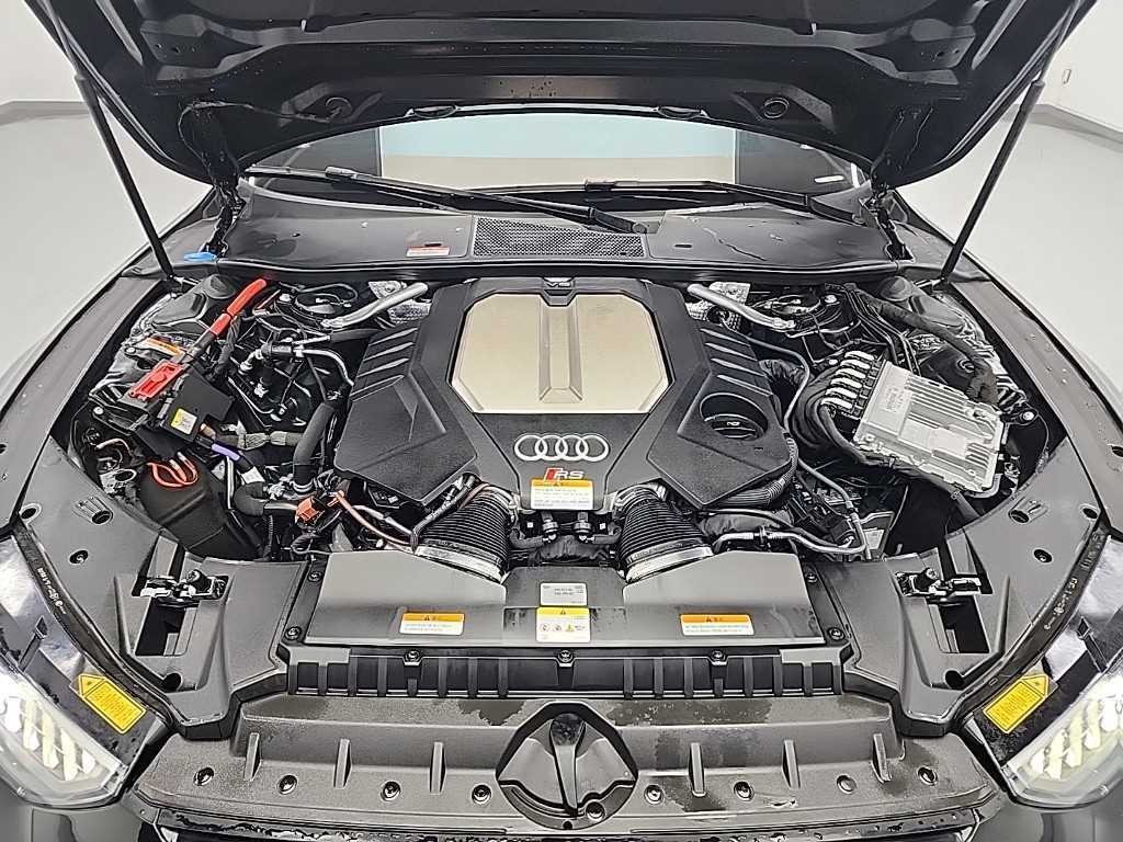 아우디 RS7 RS7 (4K) 4.0 TFSI  콰트로 퍼포먼스 이미지 5