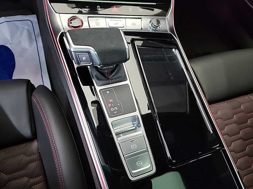 아우디 RS7 RS7 (4K) 4.0 TFSI  콰트로 퍼포먼스 이미지 8