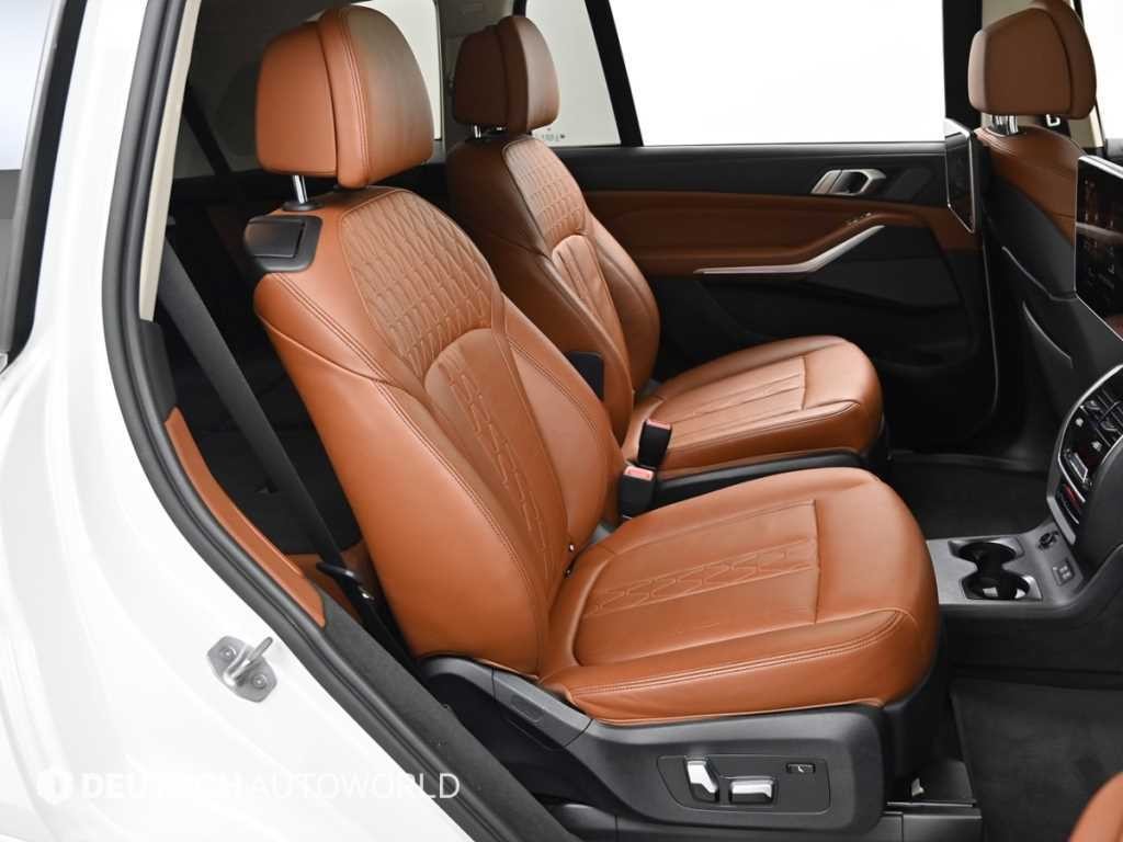 BMW X7 X7 (G07) xDrive 40d 디자인 퓨어 엑셀런스 6인승 이미지 12