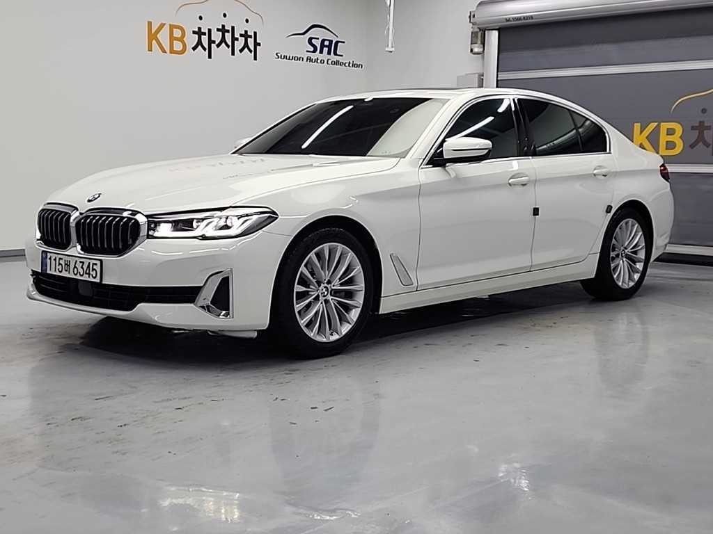 BMW 5시리즈 5시리즈 (G30) 520i 럭셔리 이미지 1