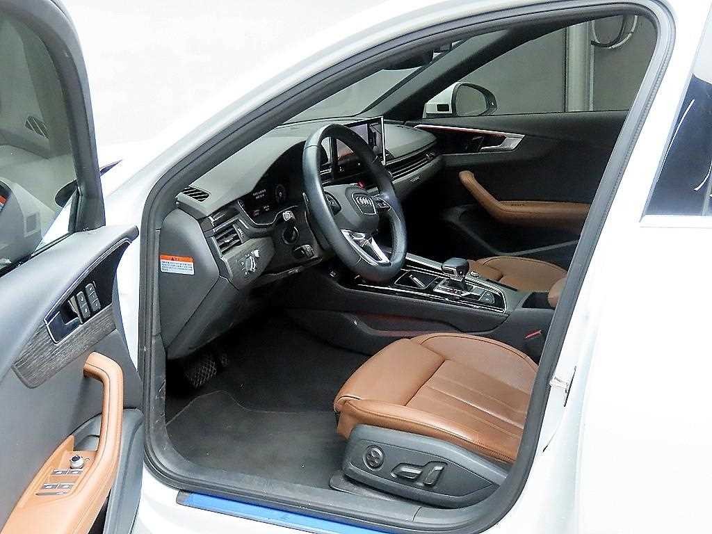 아우디 A4 A4 (B9) 45 TFSI 콰트로 프리미엄 이미지 5