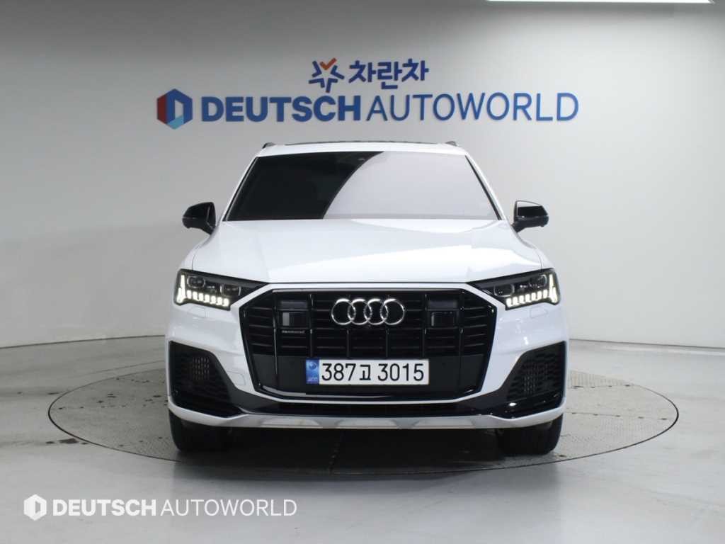 아우디 Q7 Q7 (4M) 55 TFSI 콰트로 프리미엄 이미지 3