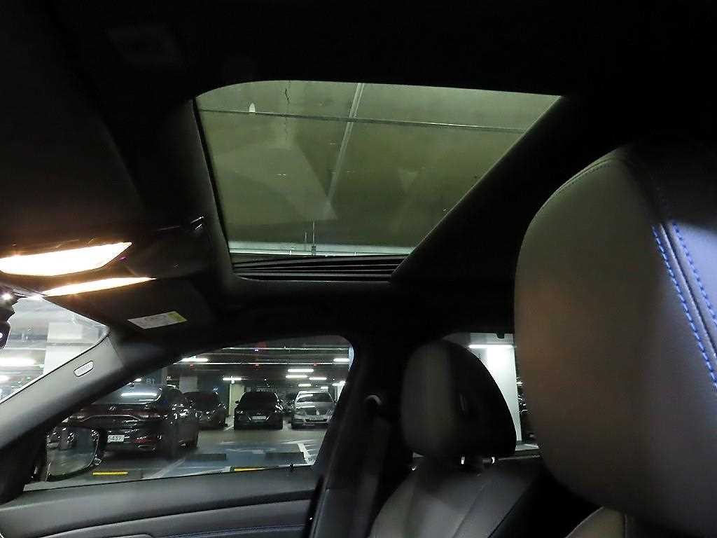 BMW 3시리즈 3시리즈 (G20) 320d 투어링 M 스포츠 이미지 15