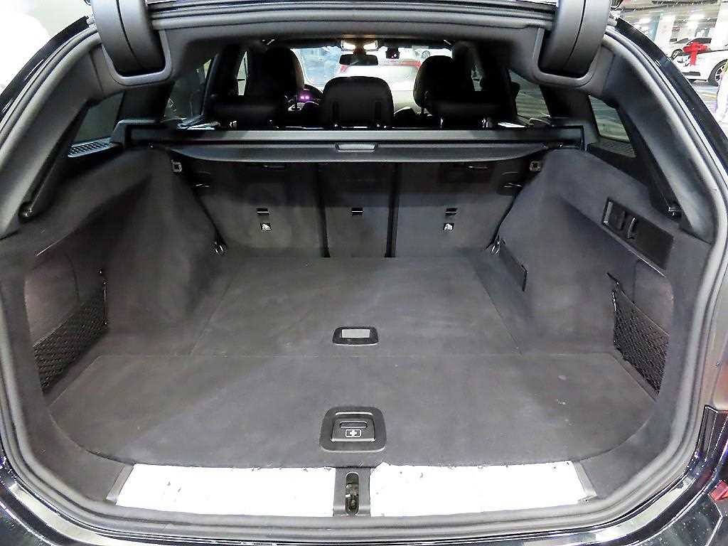 BMW 3시리즈 3시리즈 (G20) 320d 투어링 M 스포츠 이미지 16