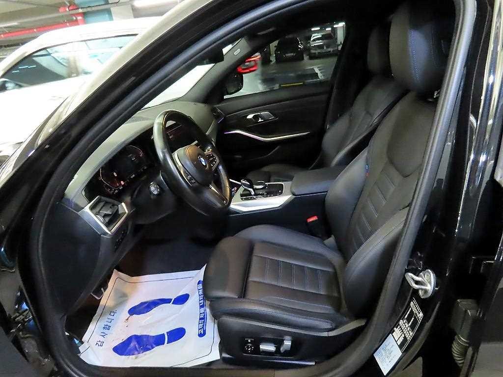 BMW 3시리즈 3시리즈 (G20) 320d 투어링 M 스포츠 이미지 6