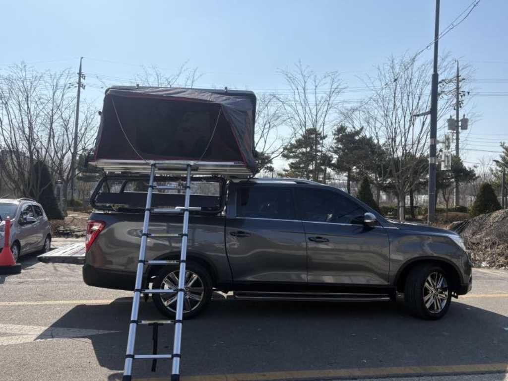 KG모빌리티(쌍용) 렉스턴 렉스턴 스포츠 칸 디젤 2.2 4WD 프로페셔널 S 이미지 3