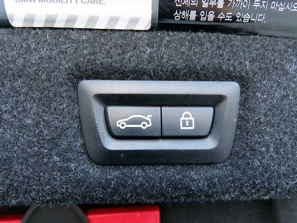 BMW 5시리즈 5시리즈 (G30) 520d xDrive M 스포츠 플러스 이미지 16