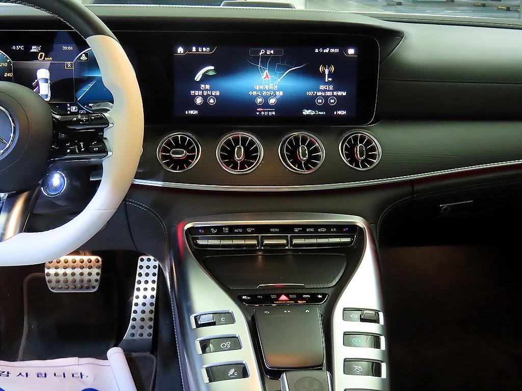 벤츠 AMG GT 4도어 43 4MATIC+ 스페셜 에디션 이미지 11