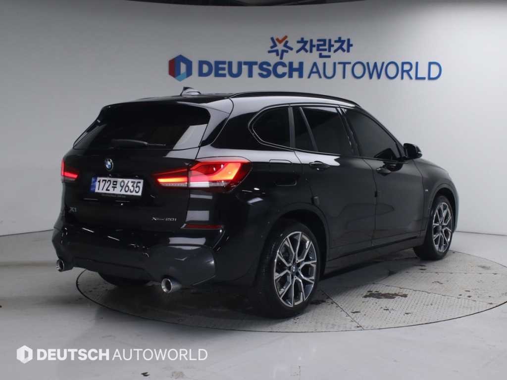 BMW X1 X1 (F48) xDrive 20i M 스포츠 이미지 3
