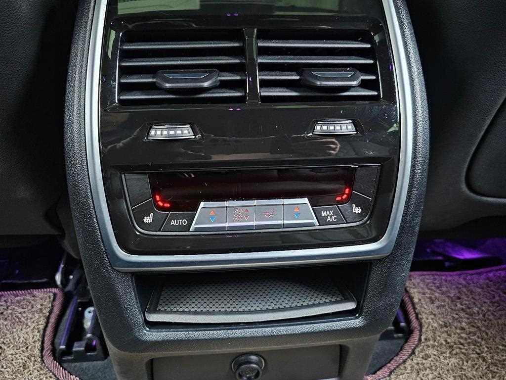 BMW X6 X6 (G06) xDrive 40i M 스포츠 이미지 16