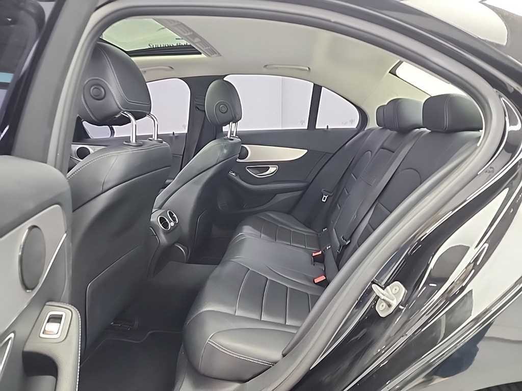벤츠 C 클래스 C클래스 W205 C200 아방가르드 이미지 12