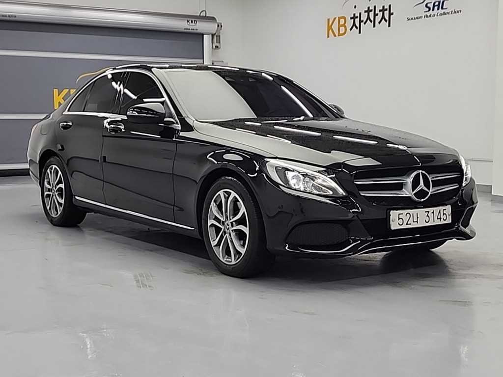벤츠 C 클래스 C클래스 W205 C200 아방가르드 이미지 4