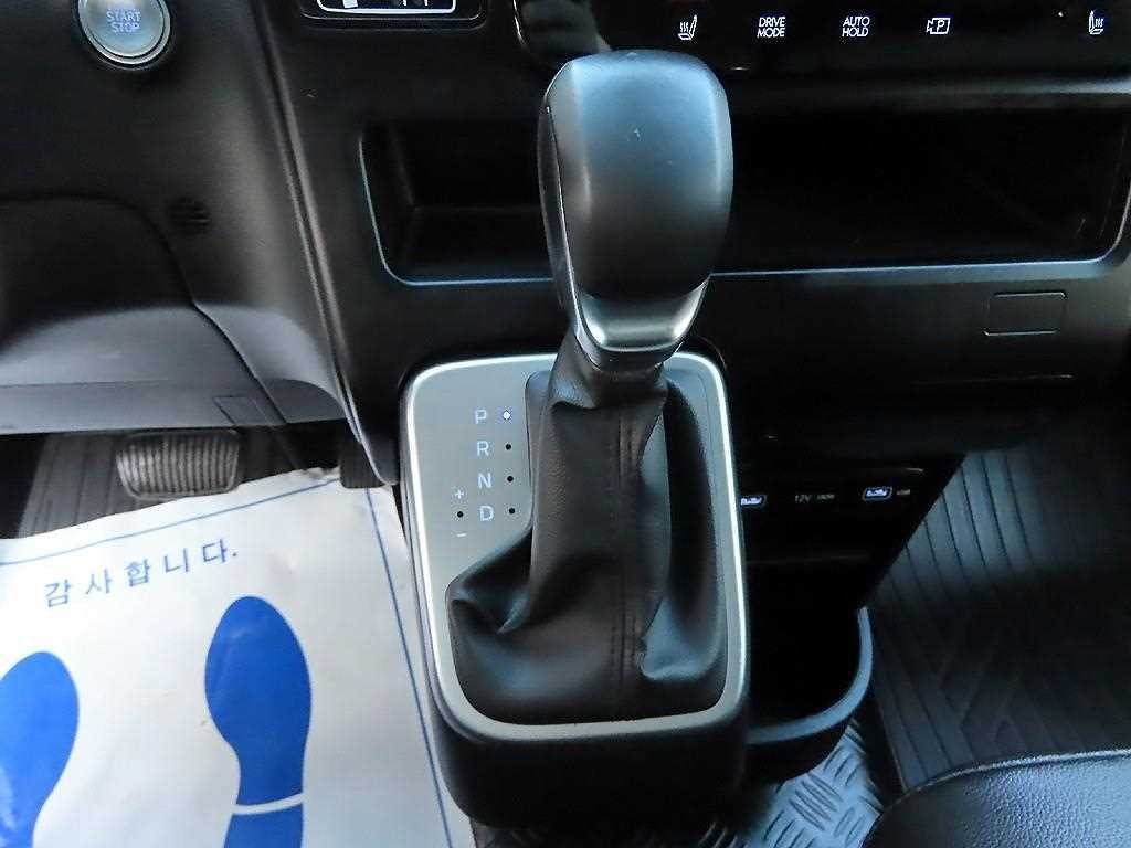 현대 스타리아 2WD 디젤 투어러 모던 9인승 이미지 11