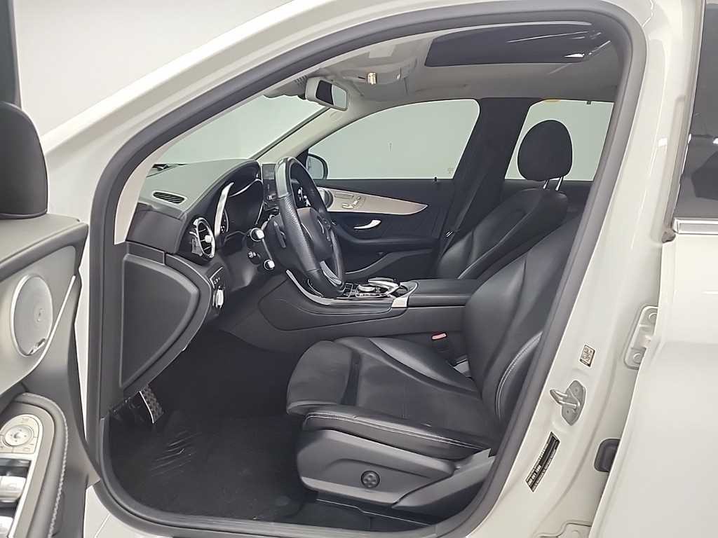 벤츠 GLC 클래스 GLC클래스 X253 GLC 300 4MATIC 이미지 11