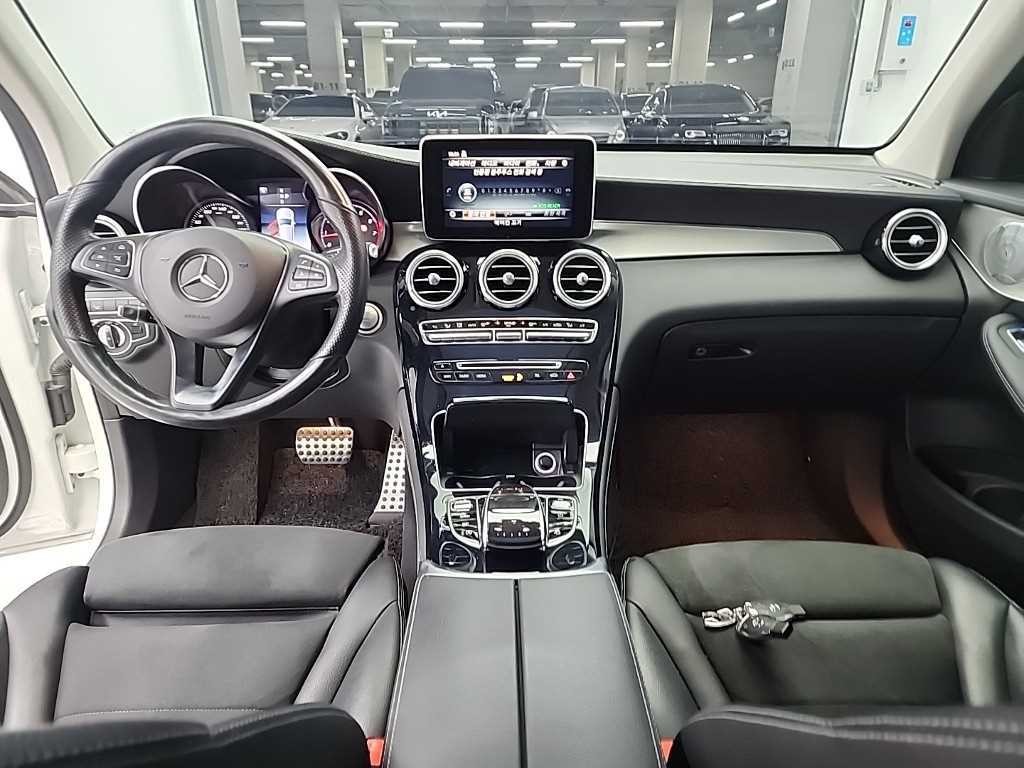 벤츠 GLC 클래스 GLC클래스 X253 GLC 300 4MATIC 이미지 7