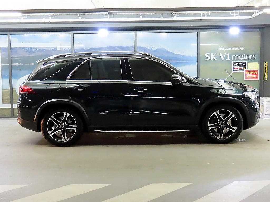 벤츠 GLE 클래스 GLE 클래스 W167 GLE 350e 4MATIC 이미지 3