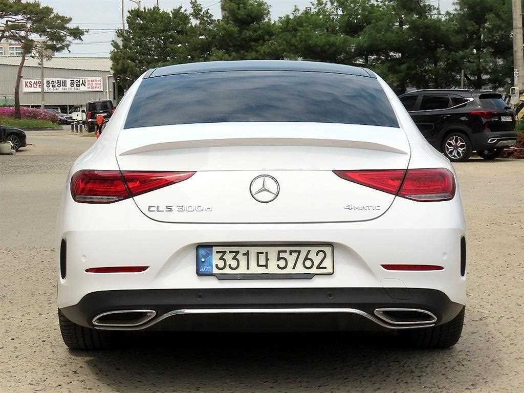 벤츠 CLS 클래스 CLS클래스 C257 CLS 300d 4MATIC 이미지 4