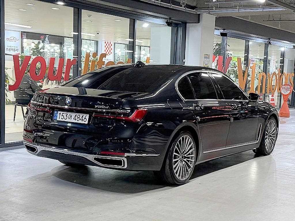 BMW 7시리즈 7시리즈 (G11) 730d xDrive 디자인 퓨어 엑설런스 이미지 3