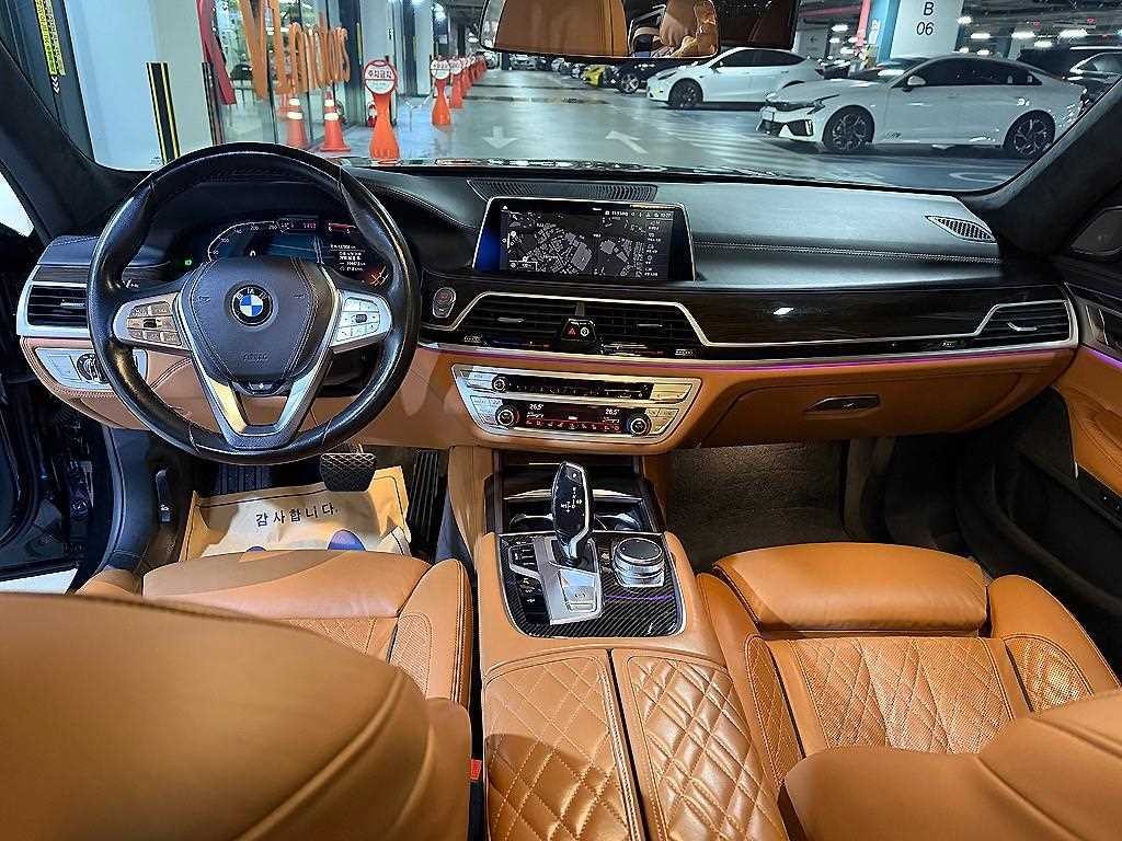 BMW 7시리즈 7시리즈 (G11) 730d xDrive 디자인 퓨어 엑설런스 이미지 5