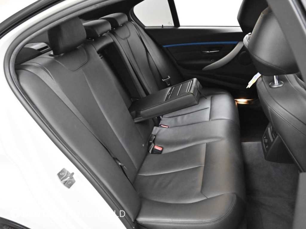 BMW 3시리즈 3시리즈 (F30) 328i M 스포츠 이미지 12