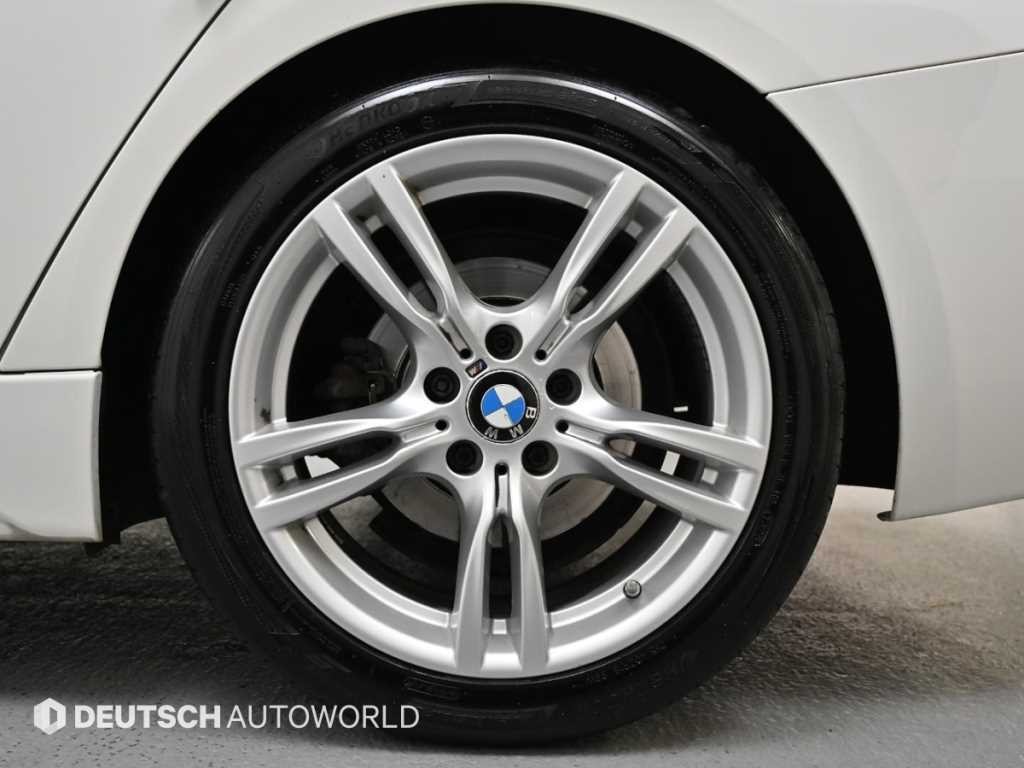BMW 3시리즈 3시리즈 (F30) 328i M 스포츠 이미지 5