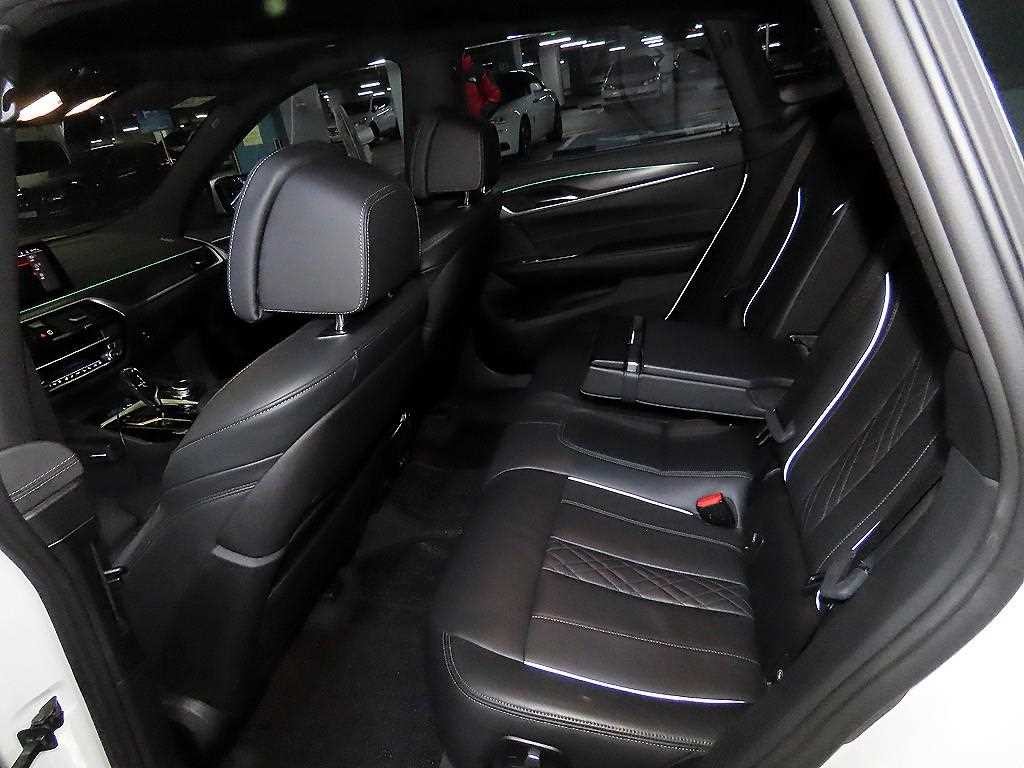 BMW 그란투리스모 6시리즈 GT (G32) 620d M 스포츠 이미지 7
