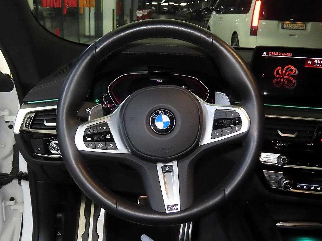 BMW 그란투리스모 6시리즈 GT (G32) 620d M 스포츠 이미지 8
