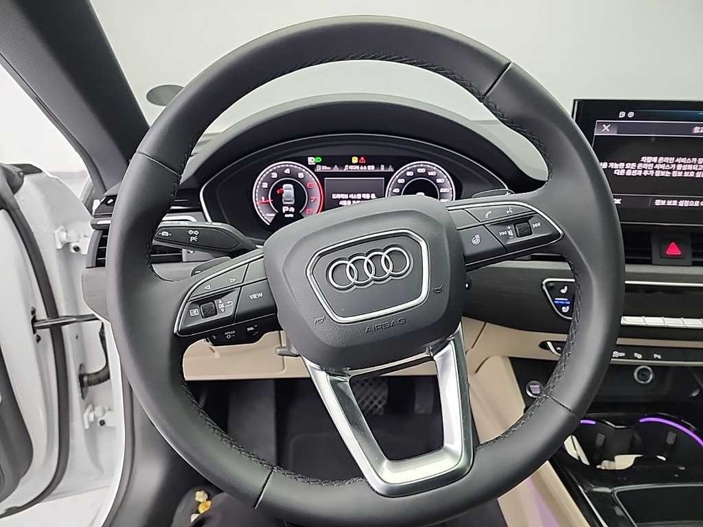아우디 A5 A5 (F5) 40 TFSI 콰트로 프리미엄 스포트백 이미지 10