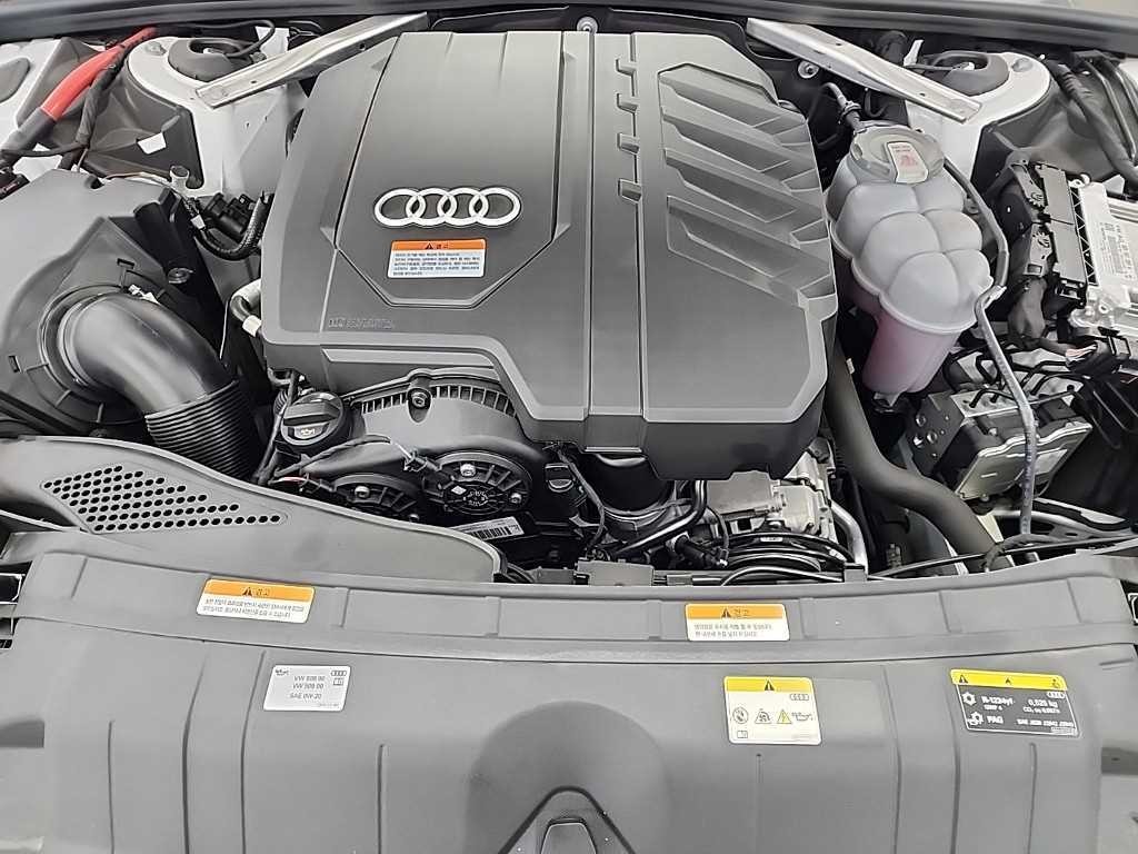 아우디 A5 A5 (F5) 40 TFSI 콰트로 프리미엄 스포트백 이미지 6