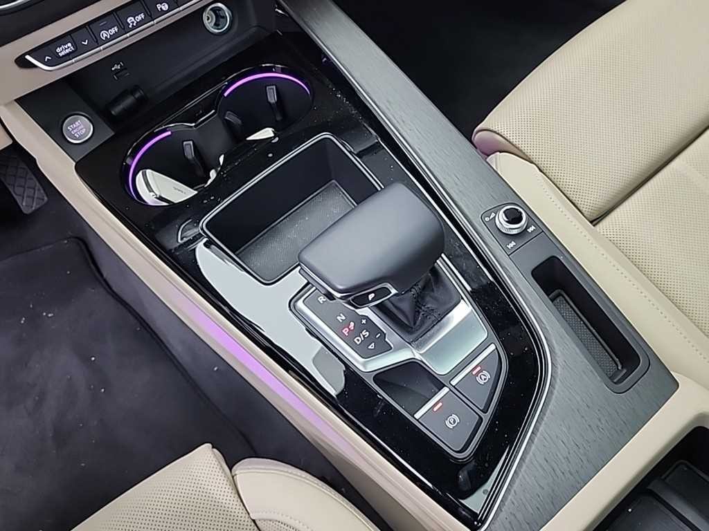 아우디 A5 A5 (F5) 40 TFSI 콰트로 프리미엄 스포트백 이미지 9