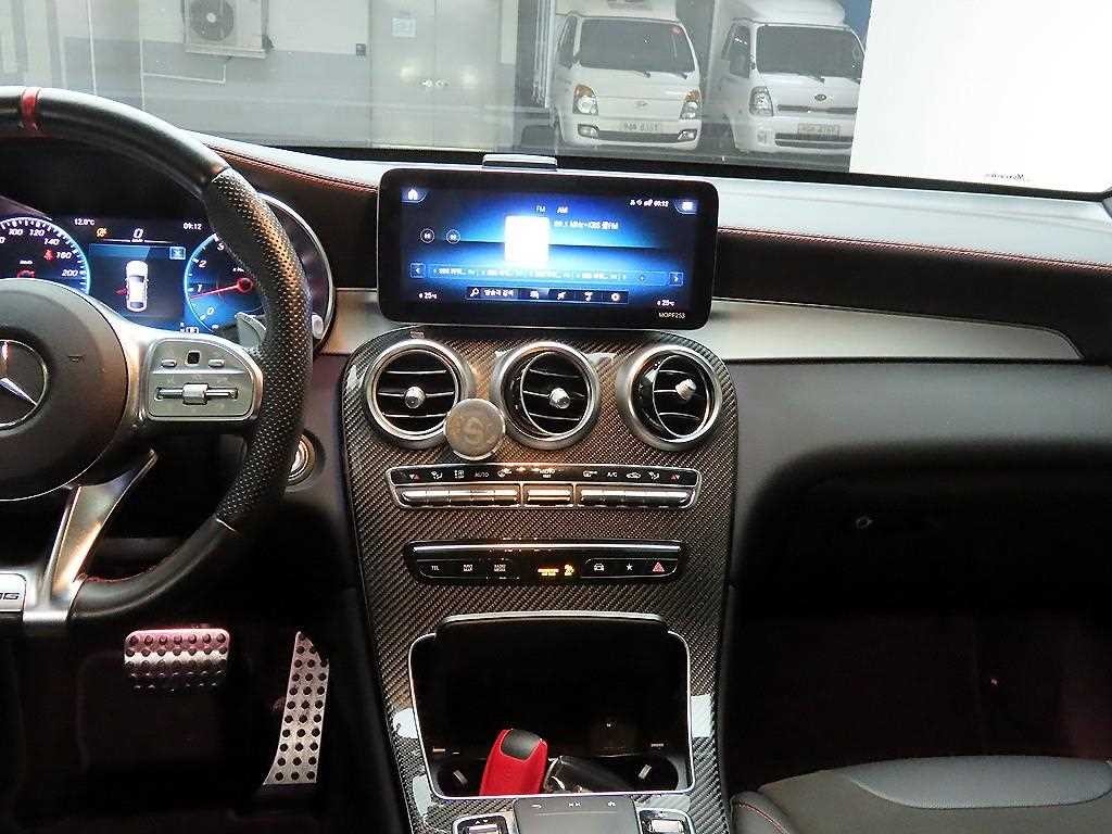 벤츠 GLC 클래스 GLC클래스 X253 AMG GLC 43 4MATIC 쿠페 이미지 10